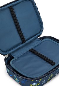 Blaue Reißverschluss-Hülle mit elastischen Schlaufen zur Organisation, bedruckt mit bunten, raumthematischen Grafiken und einem glatten Innenfutter.