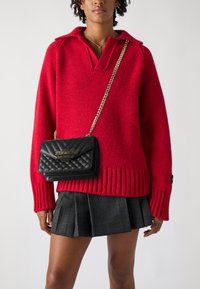 Steve Madden - Cross body bag - black Thumbnail Image 1