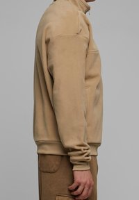 Urban Classics Fleecepullover - sand