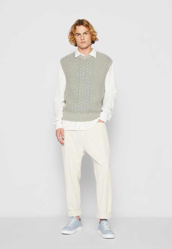 SOFT 60 M - Sneaker low