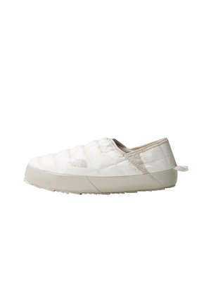 The North Face THERMOBALL TRACTION - Sandalias de senderismo - white