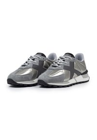 MUNICH SOKU - Sneakers basse - silver
