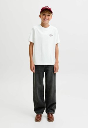 Jack & Jones Junior, T-SHIRT BACKPRINTET T-SHIRT BOYS - Trükipildiga T-särk - bright white