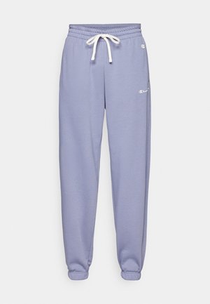 Hellviolette Jogginghose mit elastischem Bund und weißem Kordelzug, elastischen Bündchen und kleinem weißem Logo am oberen Oberschenkel.