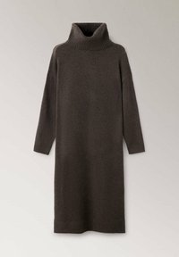 Robe-pull longue en maille marron foncé à col roulé, avec manches longues, col, poignets et ourlet côtelés sur un fond clair.