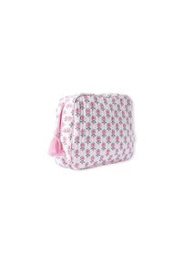 Borsa cosmetica trapuntata con motivo floreale in rosa e bianco, dotata di un cursore della cerniera a pompon rosa e bordi arrotondati.