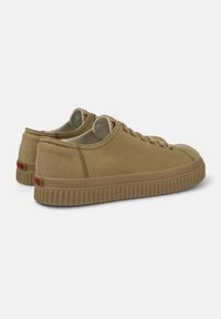 Camper PEU RODA - Sneakers basse - mittelbraun