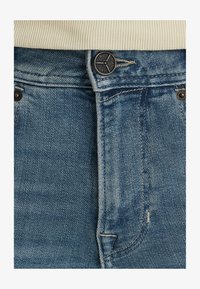 Niet geselecteerd, pure light blue