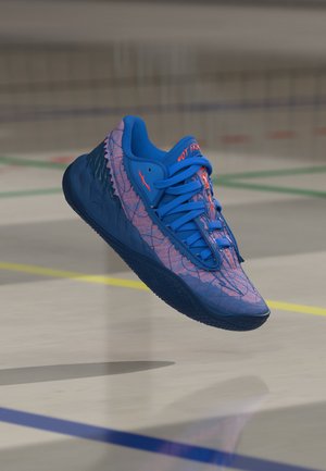 Puma, MB.05 LO UNISEX - Scarpe da basket - bluemazing/glowing red