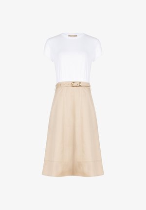 Rinascimento, Robe en jersey - var beige dark