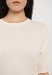 Paul & Joe BASTIEN - Strikkegenser - ecru