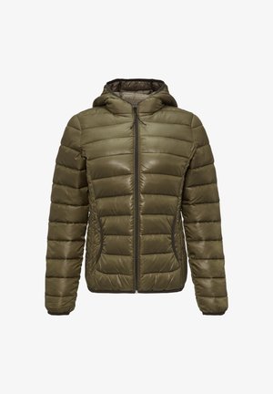 Olivgrüne Daunenjacke mit Kapuze, Reißverschluss und Seitentaschen. Sie hat ein gestepptes Muster und eine glatte, glänzende Oberfläche.