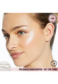 Makeup Revolution REVOLUTION BRONZER RELOADED - Bronzeur - set the tone