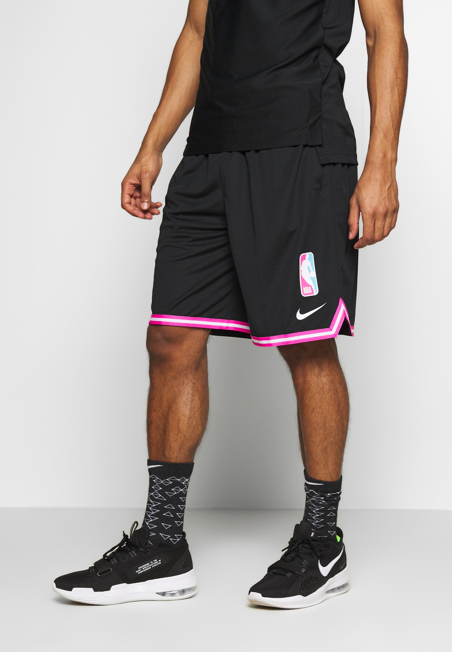 fuchsia nike shorts