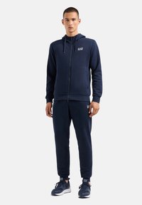 EA7 Emporio Armani SET granatowy