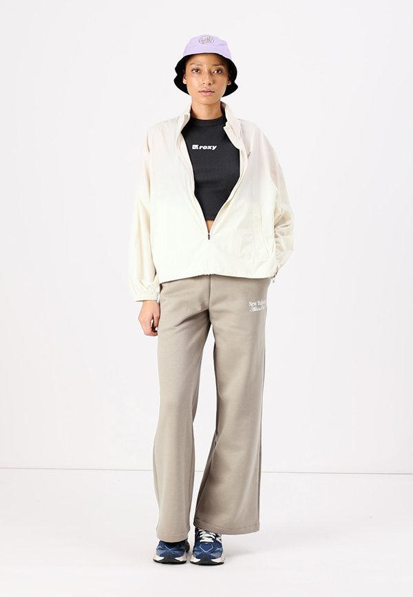 ATHLETICS PACKABLE JACKET - Summer jacket - beige4