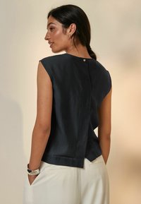 Next SHEER SLEEVELESS .  - REGULAR FIT - Blúz - navy