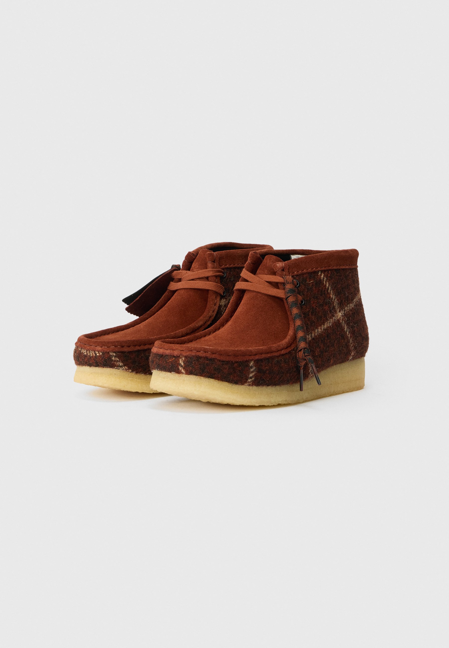 Clarks Originals WALLABEE - Sznurowane obuwie sportowe
