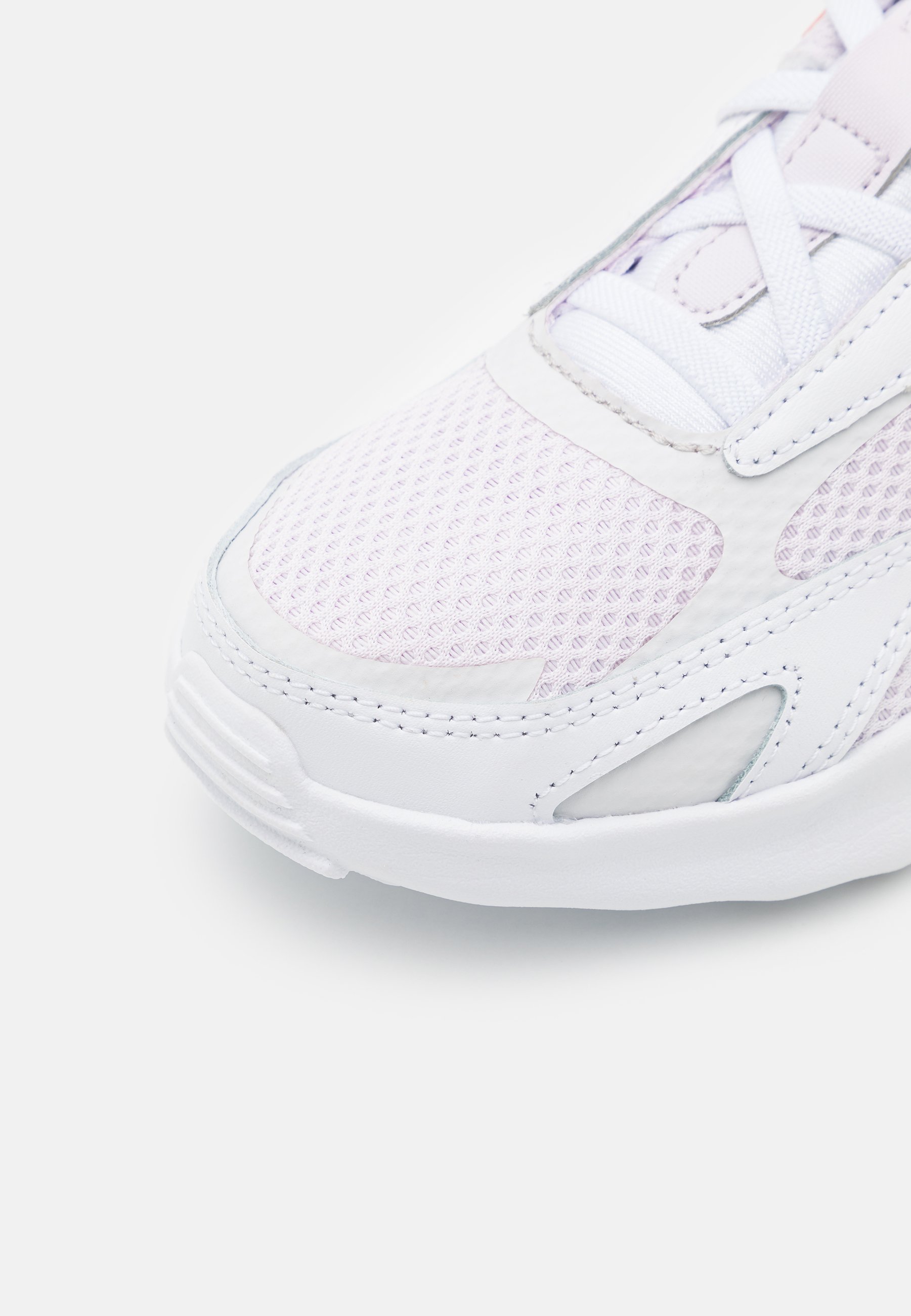 Nike Sportswear AIR MAX BOLT - Sportbačiai - light violet/crimson  bliss/white/platinum tint/violetinė - Zalando.lt