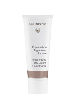 REGENERATION DAY CREAM COMPLEXION - Face cream