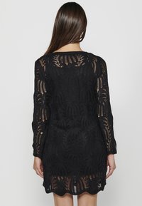 Koroshi LONG SLEEVE - Strickkleid - black