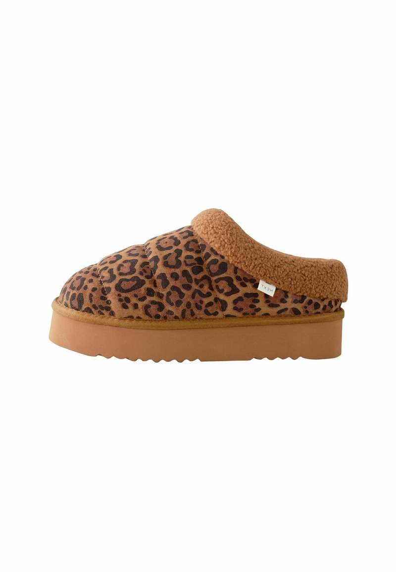 Next REGULAR FIT - Šľapky - animal