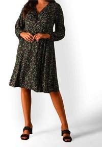 Live Unlimited London Vardagsklänning - black