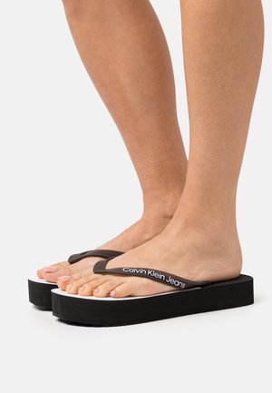Calvin Klein Jeans, Sandales tongs - black