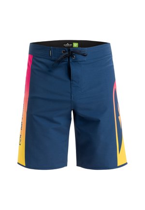 Pantaloni da bagno blu navy con un design a gradiente che presenta accenti rosa e gialli; includono una vita con coulisse e un tessuto resistente.