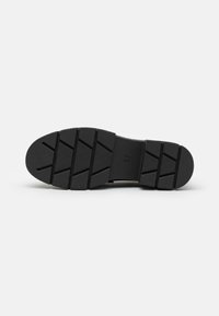 Marco Tozzi Slipper - pewter