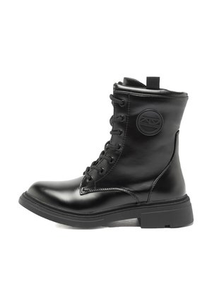 Stivaletti con plateau - black