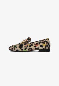 Selected, multi leopardo