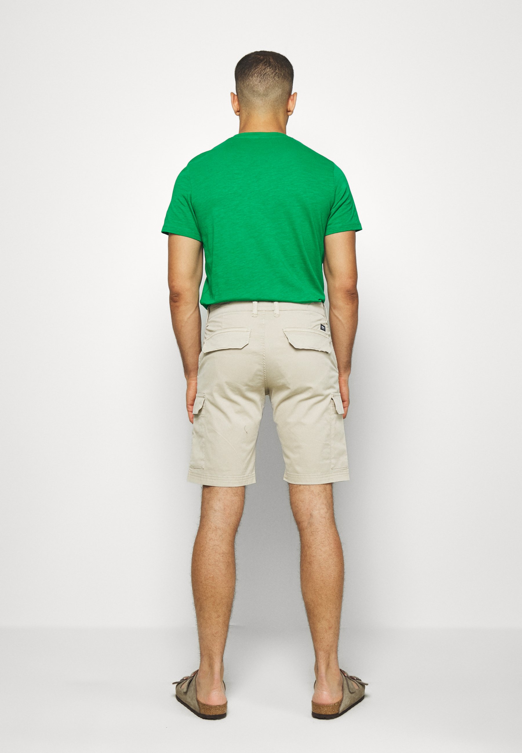 s.Oliver BERMUDA CARGO Shorts beige Zalando.no s.Oliver BERMUDA CARGO - Shorts - beige