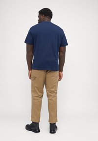 YOURTURN UNISEX - Základné tričko - dark blue