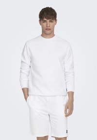 Only & Sons - ONSCERES CREW NECK  - Sweatshirt - bright white Thumbnail Image 1