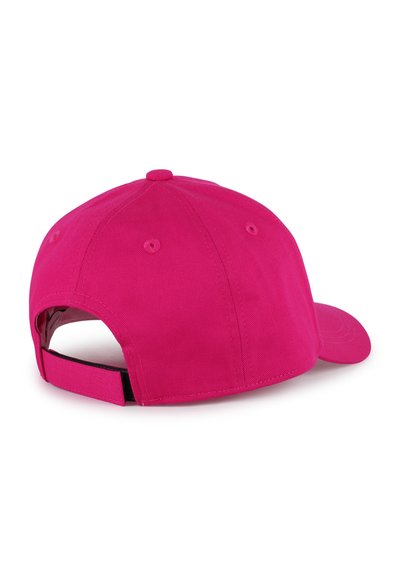 Cappellino da baseball in cotone rosa con visiera curva, cinturino regolabile sul retro e fori di ventilazione sulla parte superiore. Design semplice senza loghi.