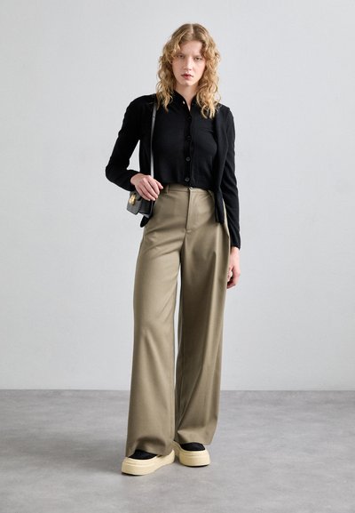 MM6 Maison Margiela PANTS - Nadrágok - bus green