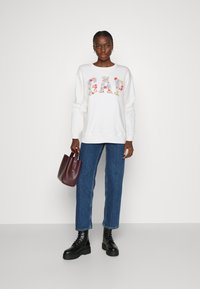 GAP HERITAGE CREW - Felpa - white