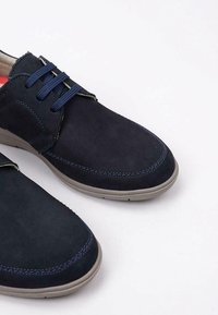 CallagHan 46804 - Zapatos con cordones - blue