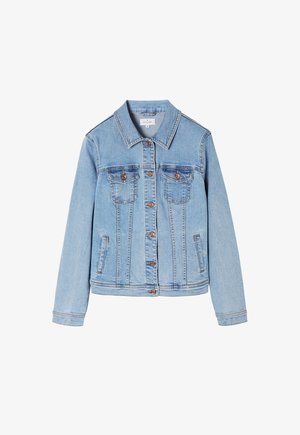 Lyseblå denimjakke med klassisk krave, knapåbning, to brystlommer og sidelommer. Har kobberfarvede knapper og syninger.
