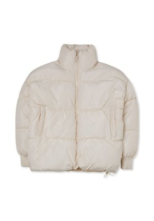 Giacca puffer color beige chiaro con colletto alto, zip frontale e polsini elasticizzati. Presenta cuciture orizzontali e tasche laterali.