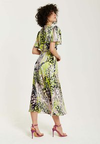 Liquorish ABSTRACT PRINT MIDI WRAP - Day dress - multi coloured