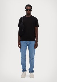 EA7 Emporio Armani Marškinėliai su spaudiniu - black