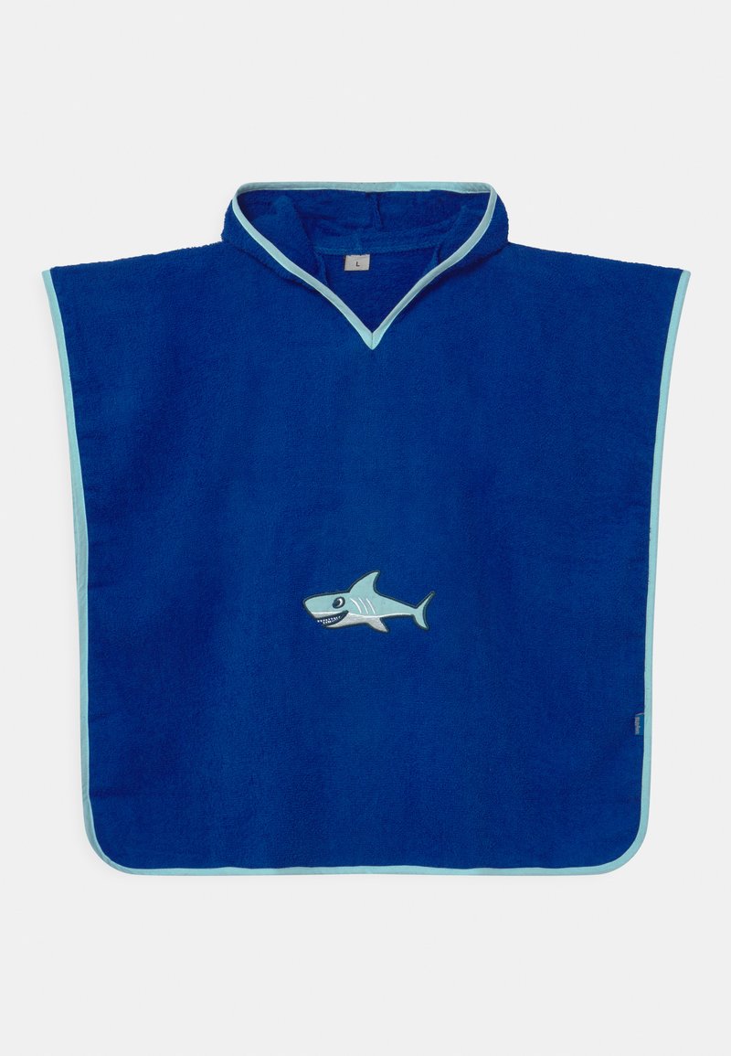 Poncho azul com capuz e colarinho em forma de V, feito de suave toalha de algodão. Apresenta um desenho de tubarão bordado na frente. Com detalhes em azul claro.