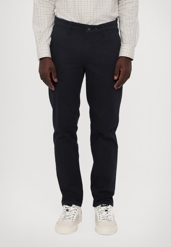 STANDARD  - Chinos - salute