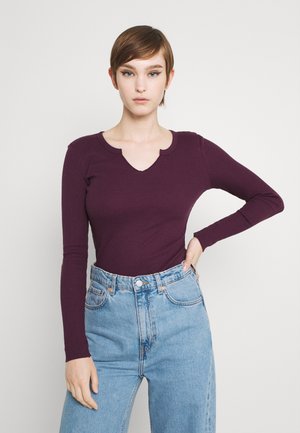 ONLVICKY TEE - Jumper - winetasting