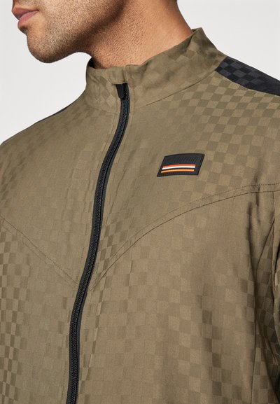 P.E Nation WEST DIVISION JACKET - Träningsjacka - khaki