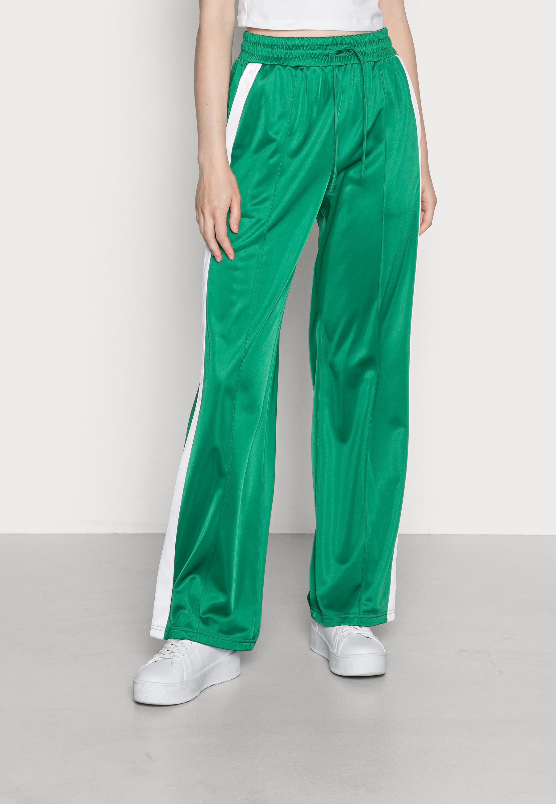 Monki Trainingsbroek - green medium/Groen - Zalando.be