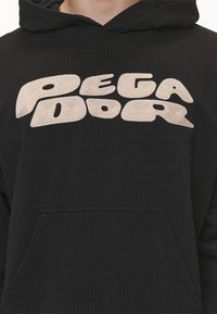 Pegador DREW BOXY HOODIE - Bluză de molton - washed black