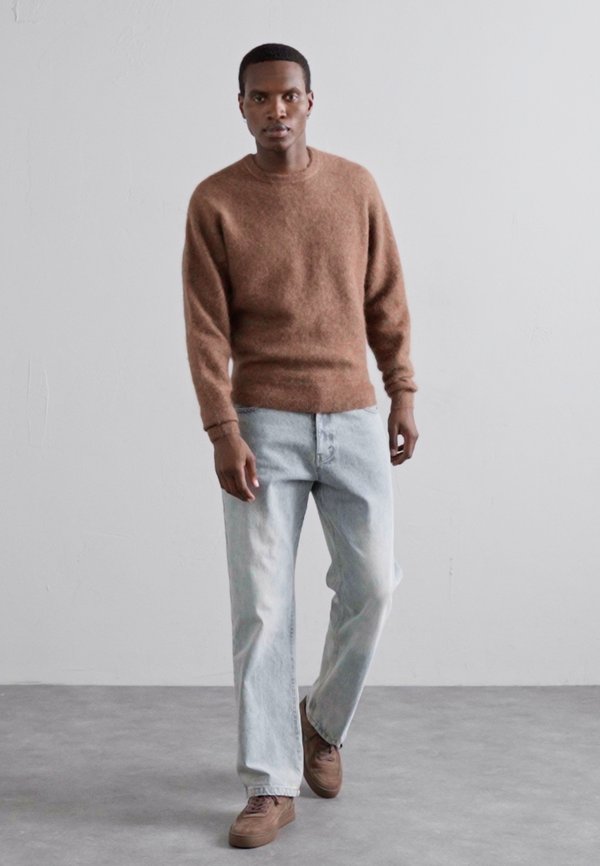 FLUFFY HAMMER SLEEVE - Jumper - mocha3